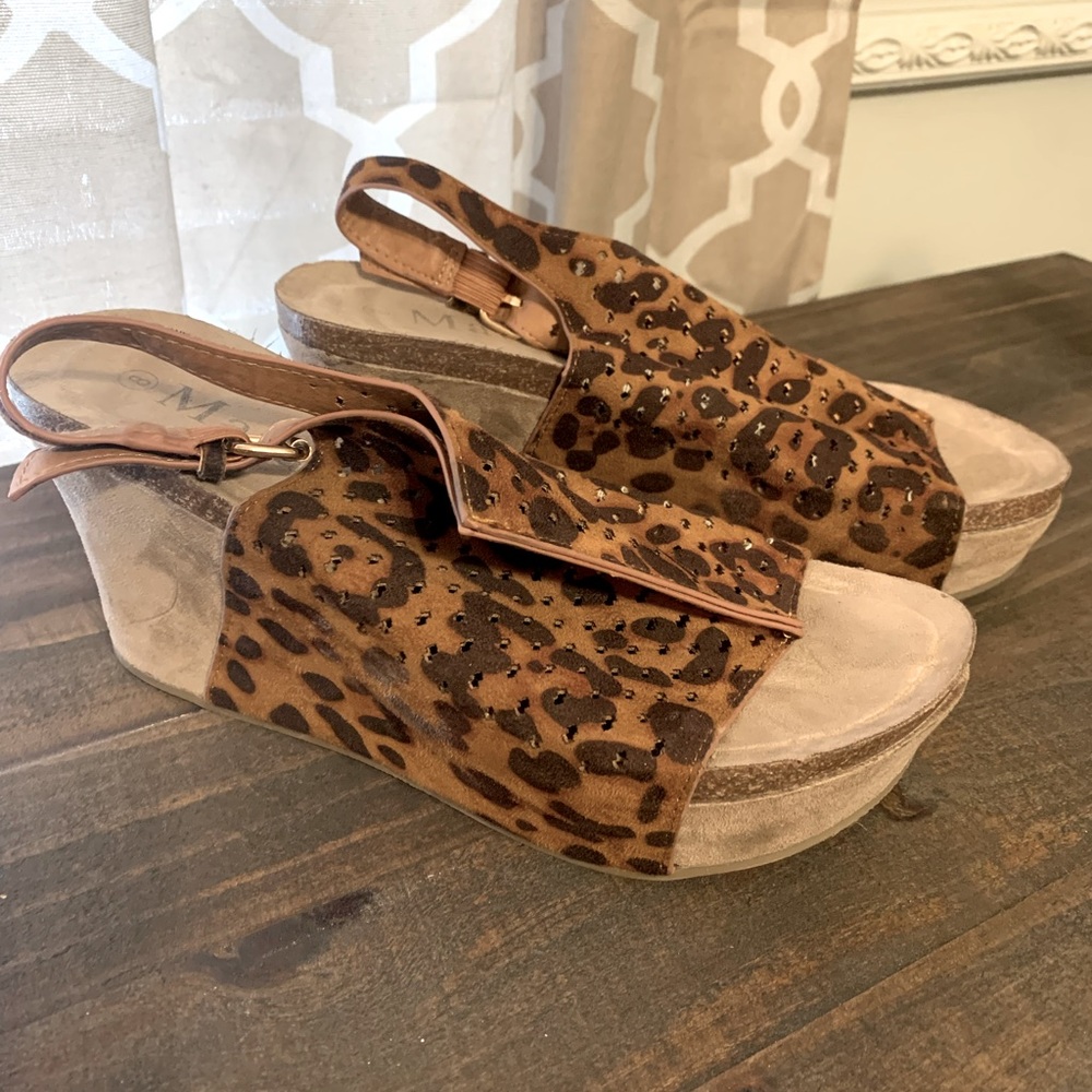 Leopard print wedge sandals